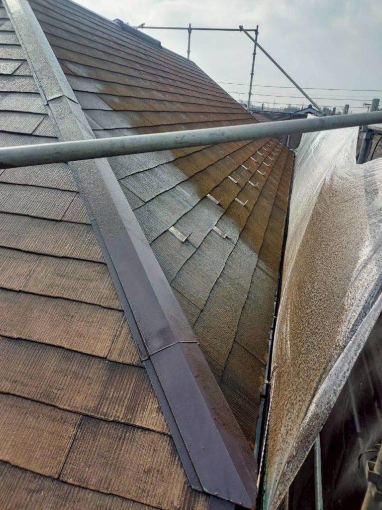 市川市W様邸屋根塗装下処理