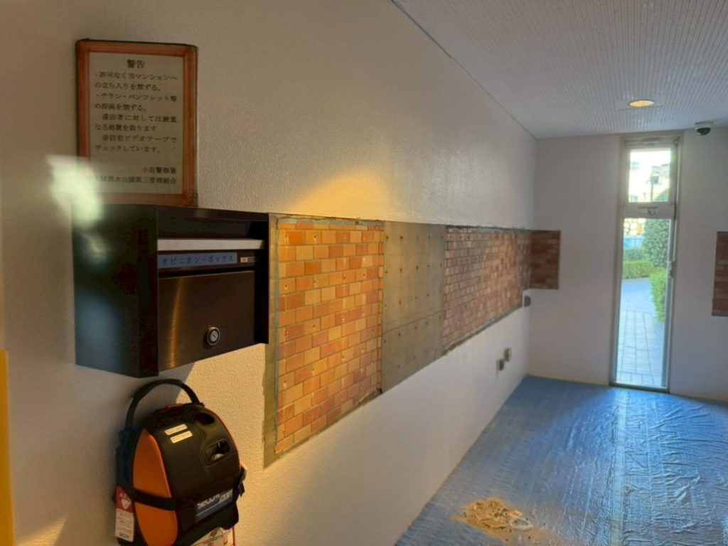 集合ポスト解体・取り付け (2)